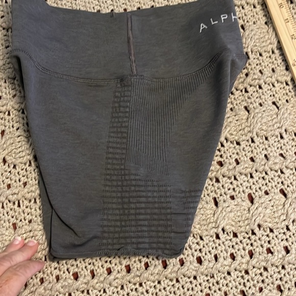 ALPHALETE amplify scrunch shorts Women’s Sz XL Gray Athletics Choice performance - Picture 10 of 16